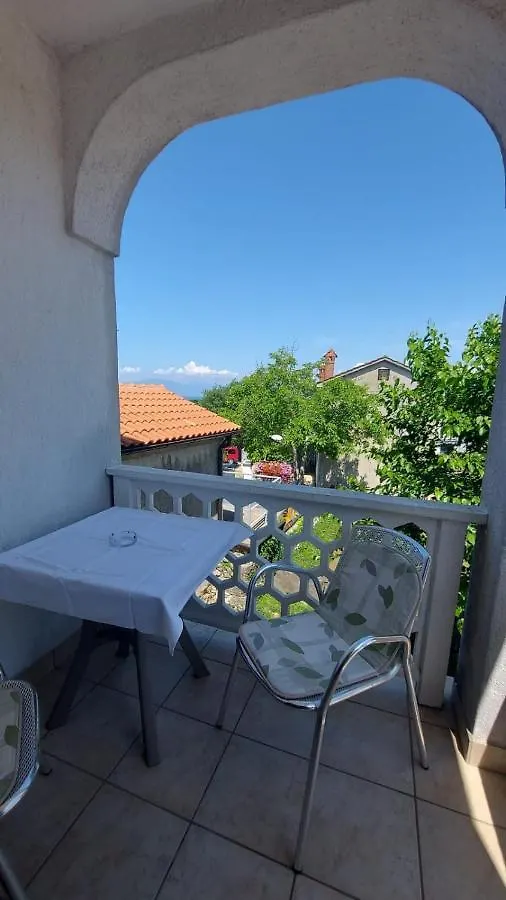 Guest House Tom Malinska 3*,