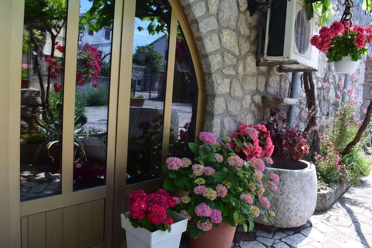 Guest House Tom Malinska